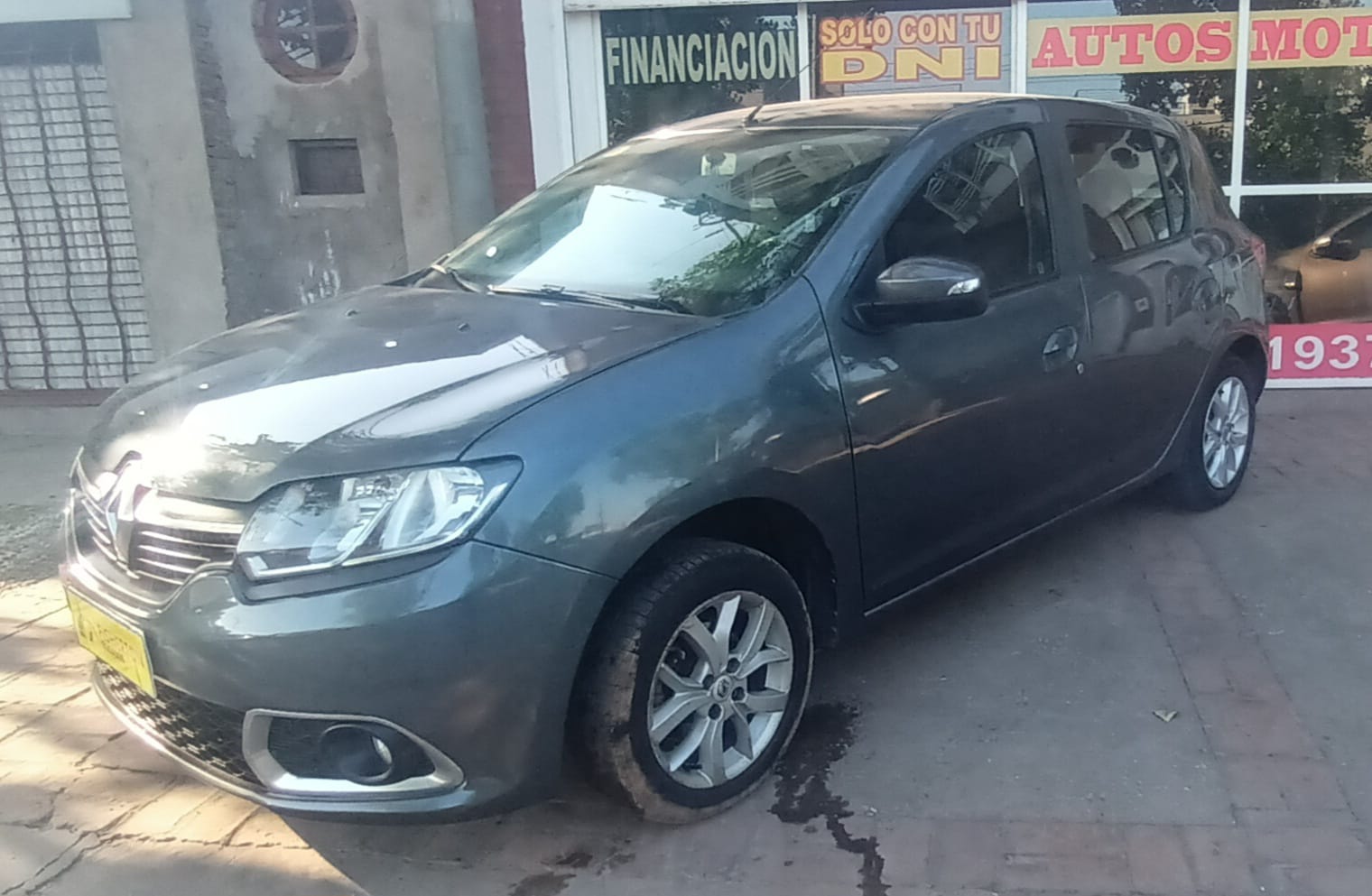 RENAULT  SANDERO PRIVILEGE 