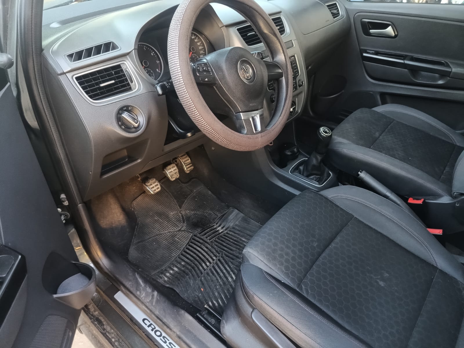 VOLKSWAGEN  CROSS FOX GNC 